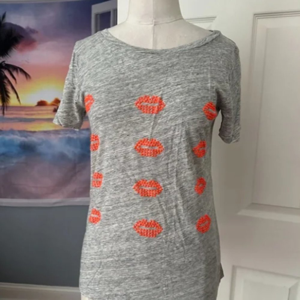 J.Crew Gray T-Shirt Orange Beaded Lips XS